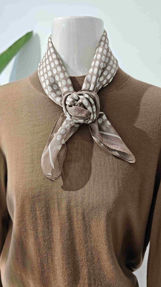 58B671印花方巾 商品图7