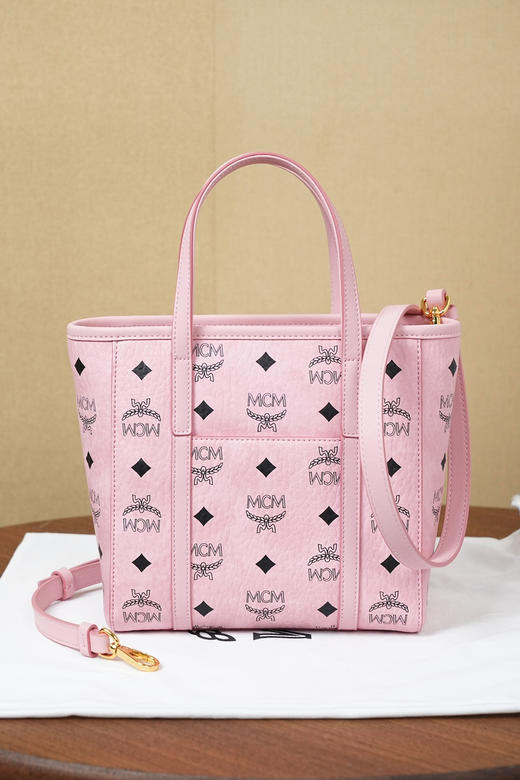 秋冬特惠💰760 原单MCM 原厂皮 桃花粉购物袋菜篮子MWPFSMT06PZ 桃花粉老花满印 商品图4