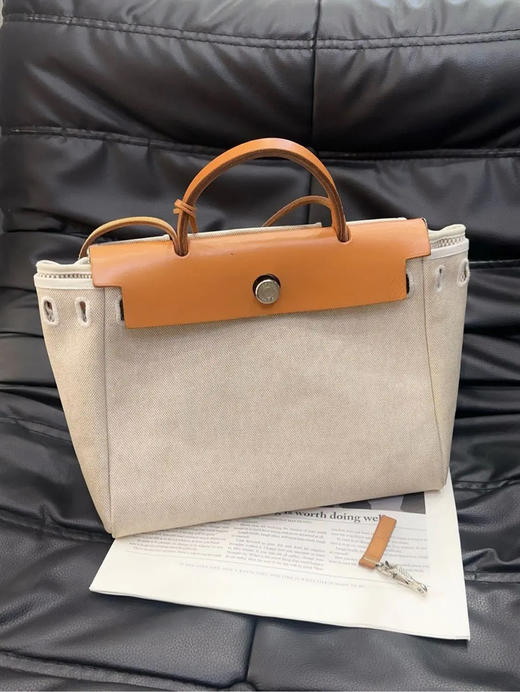 爱马仕 herbag31 帆布拼皮 米白拼粽 斜挎包 商品图0