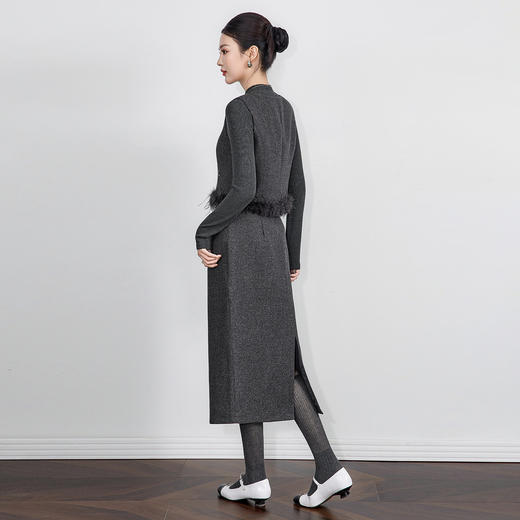 「高货wl」全新升级【铂金会员422/天猫569/差价147】(99611)洛诗琳2025秋冬气质鸵鸟毛马甲短上衣高腰显瘦半裙两件套 商品图2