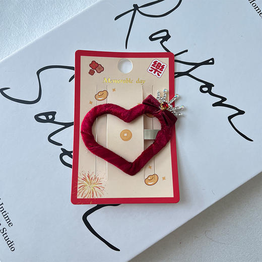 丝绒皇冠爱心发夹-纪念日百货门店同款167795618 商品图1