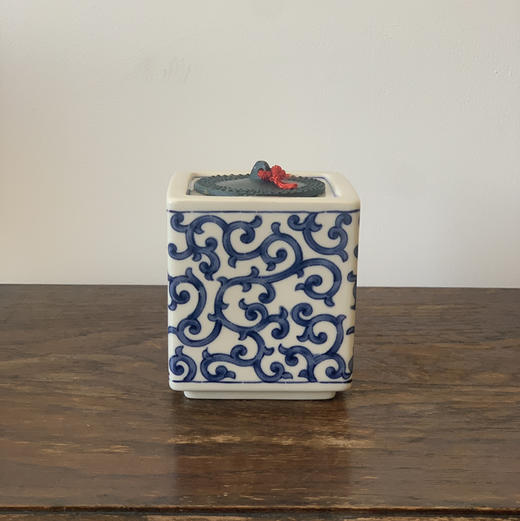 【苏州】日本橘吉青花方形茶叶罐 青铜盖 X1437 商品图3