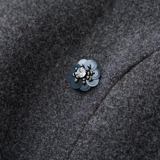 「高货wl」全新升级【铂金会员422/天猫569/差价147】(99611)洛诗琳2025秋冬气质鸵鸟毛马甲短上衣高腰显瘦半裙两件套 商品图3