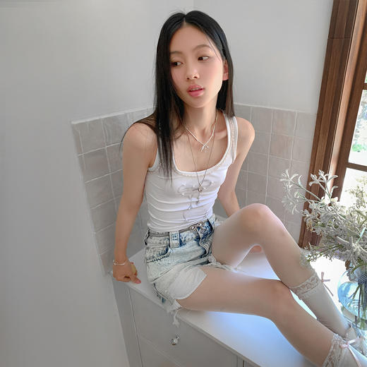 FTT FlyTheTruth『情绪共鸣』 蝴蝶结印花吊带女夏珍珠边工字背心 商品图1