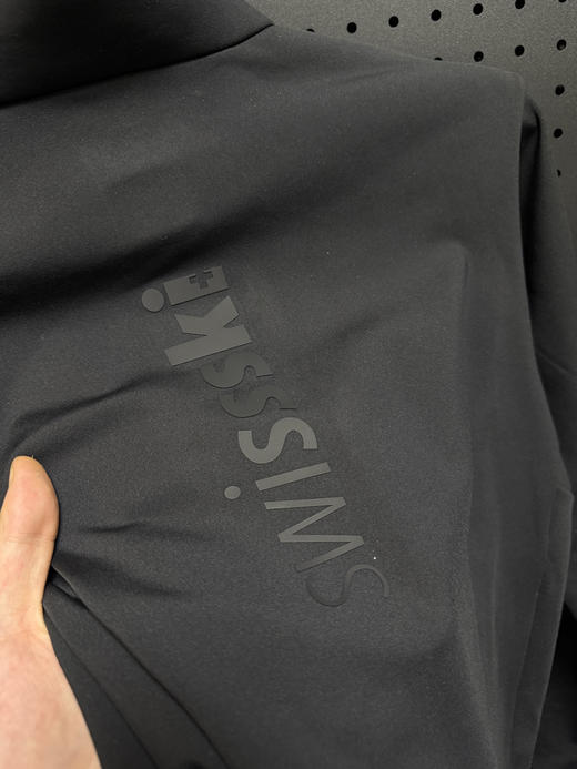 原单正品 DESCENTE迪桑特联名款半拉链长袖针织衫，尺码：M-3XL 
原价1190 商品图5