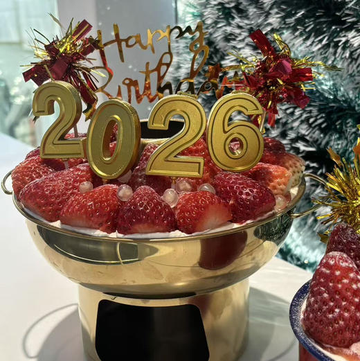 火锅蛋糕（夹心是草莓拌草莓果酱） 商品图0