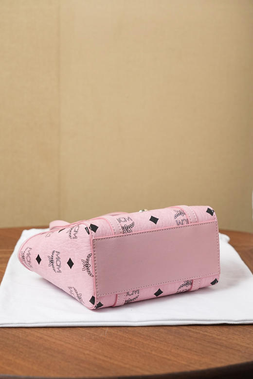 秋冬特惠💰760 原单MCM 原厂皮 新款菜篮子MWPFSMT03PZ001 新粉色 商品图7