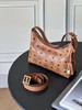 秋冬特惠💰780 原单MCM 原厂皮 新款干邑色Small 腋下肩背包牛角包 老花满印 商品缩略图2