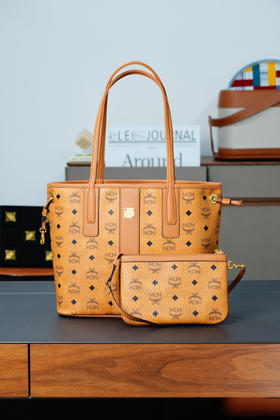 秋冬特惠💰830 原单MCM 原厂皮 干邑色𝙎𝙢𝙖𝙡𝙡 双面购物袋子母包MWPDALR04CO001 干邑色