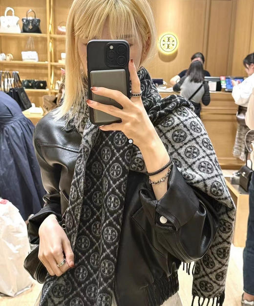 返场【充值1800档赠品】高定级质感大牌围巾-下单请“备注颜色，不备注随机发”（DSX） 商品图10