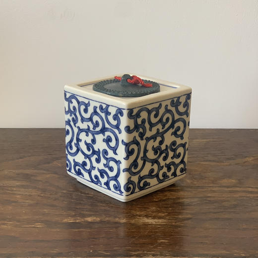 【苏州】日本橘吉青花方形茶叶罐 青铜盖 X1437 商品图0