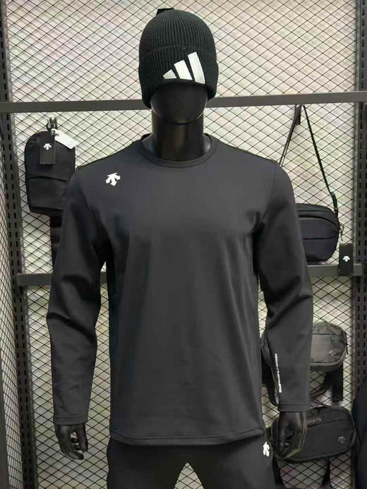 原单正品迪桑特综训男士加绒针织衫|专注训练，无拘伸展
尺码：M L XL XXL XXXL
原价790 商品图0