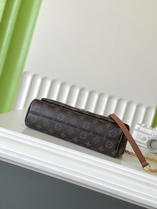 秋冬特惠💰850 原单LV M27065 尺寸：30.5×21×12.5cm Saint Germain 老花链条包 变码芯片 商品图3