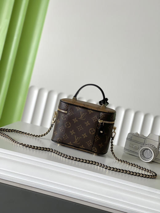 秋冬特惠💰780 原单LV M47128 尺寸：19×13×11cm VANITY 老花化妆包 变码芯片 商品图2