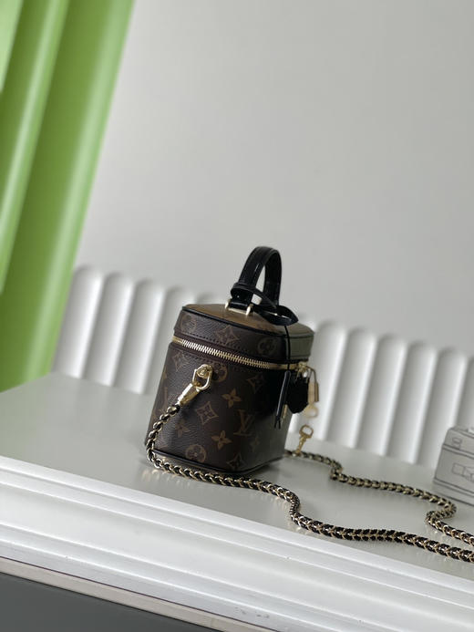 秋冬特惠💰750 原单LV M45165 尺寸：19×13×11cm VANITY 老花化妆包 变码芯片 商品图1
