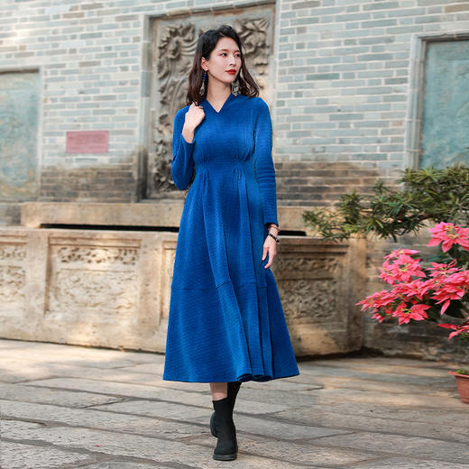 【冬季爆款现货】乾坤风月绒感连衣裙 商品图0