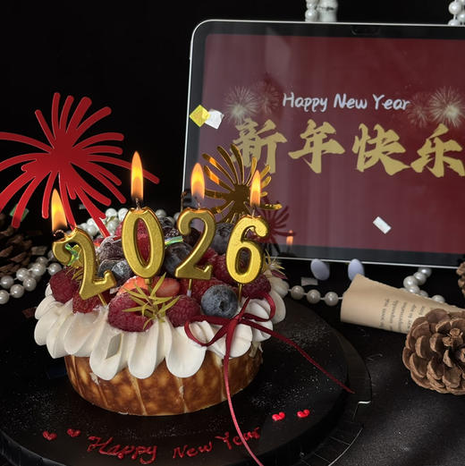 新年巴斯克蛋糕 商品图0