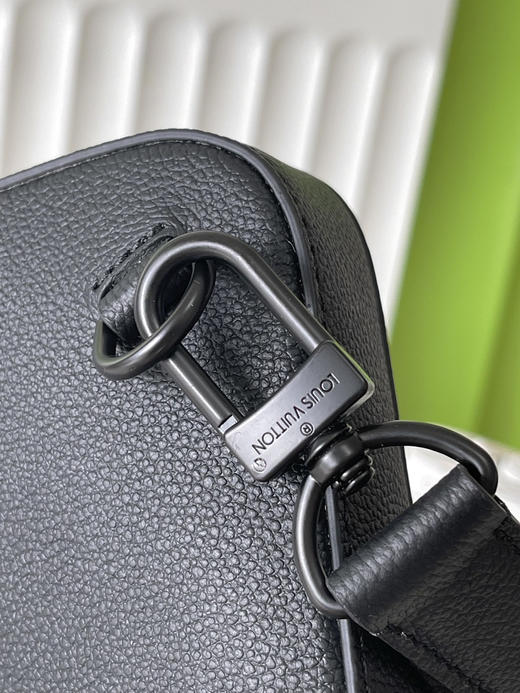 秋冬特惠💰800 原单LV M15255 尺寸：33×16×5.7cm AUENUE 全皮单肩胸包 变码芯片 商品图7