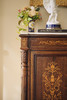 独角鹿西洋古董19世纪末法国出品路易十六风格大理石台面装饰繁花卷叶主题细木镶嵌桃花芯木边柜 商品缩略图4