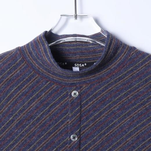 26T01SDSA男士秋冬新款痞帅男装简约时尚斜纹立领长袖T恤纽扣装饰百搭 商品图2