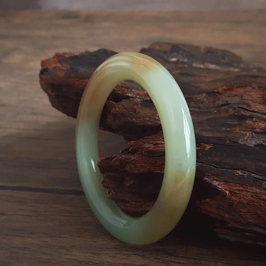 【天然正品】天然新疆料圆条细腻58.5号油润度佳糖料和田玉手镯 171225NJS62 商品图6