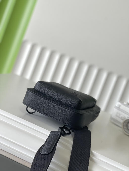 秋冬特惠💰800 原单LV M15255 尺寸：33×16×5.7cm AUENUE 全皮单肩胸包 变码芯片 商品图3