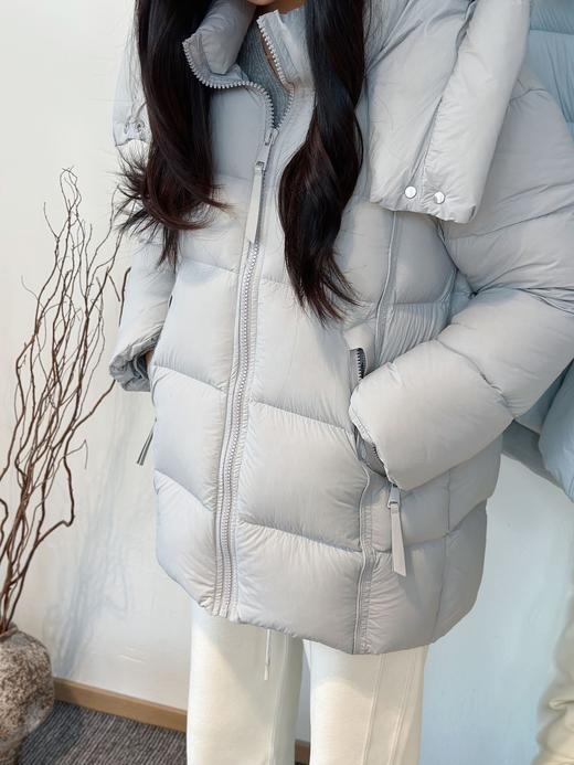 【多妈团购 冰淇淋泡芙羽绒服】 超足鸭绒量，90绒！高克重羽绒 蓬松柔软，极简 时髦~遮肉又显瘦  德国防绒针，防钻绒缝制，防跑绒内胆-汉羽 商品图11