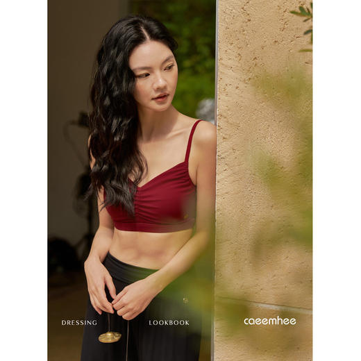 KC01905-D_KXD	卡益抹胸-电商 商品图1