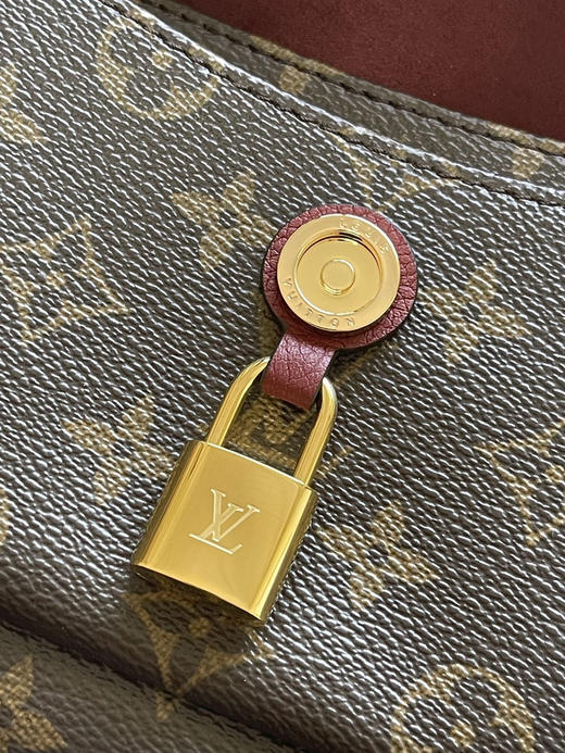 秋冬特惠💰800 原单LV M27067 尺寸：24×17×9cm Saint Germain 老花链条包 变码芯片 商品图4