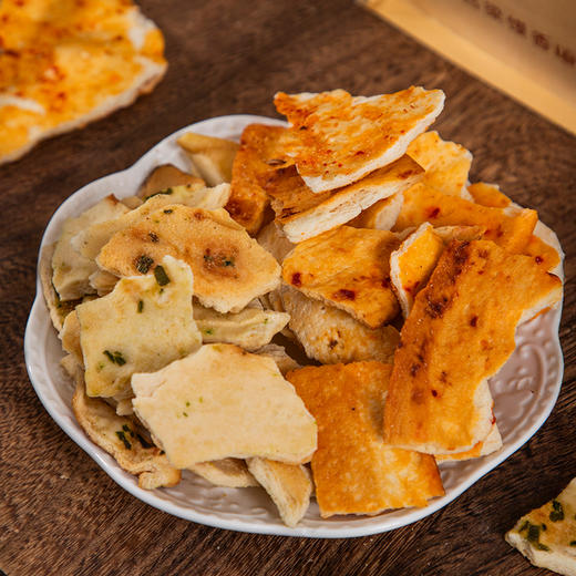 热卖！超值3袋装！临唯 纯碱烤馍片片 配料干净 酥脆可口 酥而不油 麦香浓郁 500g/包 商品图2