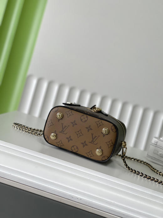 秋冬特惠💰750 原单LV M45165 尺寸：19×13×11cm VANITY 老花化妆包 变码芯片 商品图3