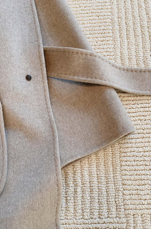 1229-4  小禾女士紫绒双面呢大衣  有码换码不退货 商品图12