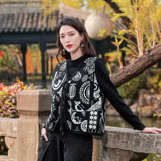 浅梦提花民族风毛织马甲 | 现货加急发 商品图1