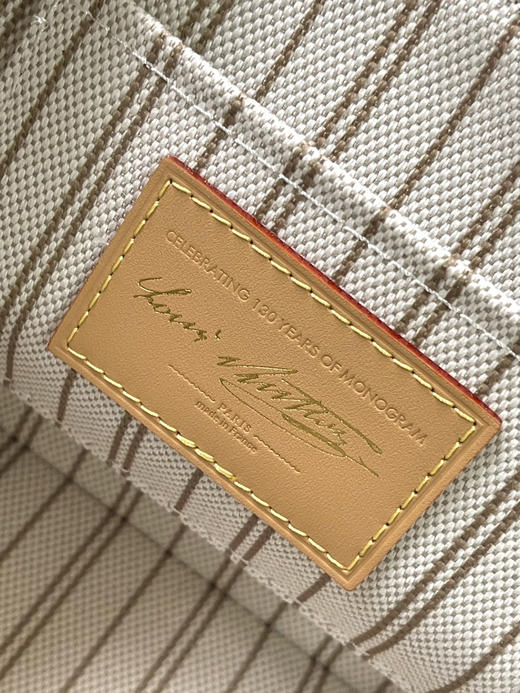 秋冬特惠💰820 原单LV M27526 尺寸：23.5×17.5×11.5cm ALMA BB 彩色贝壳包 变码芯片 商品图8