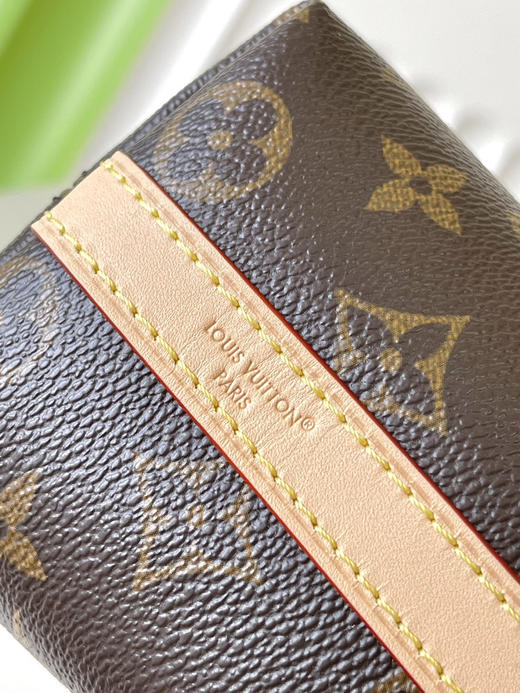 秋冬特惠💰750 原单LV M27825 尺寸：30×26×10cm MULTIPASS 老花链条包 变码芯片 商品图5