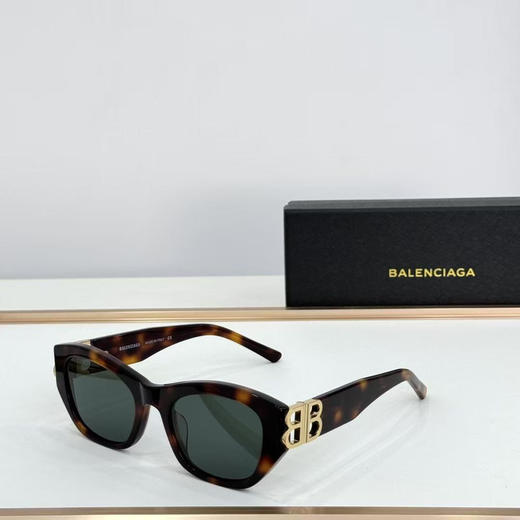 巴黎墨镜太阳镜 商品图1