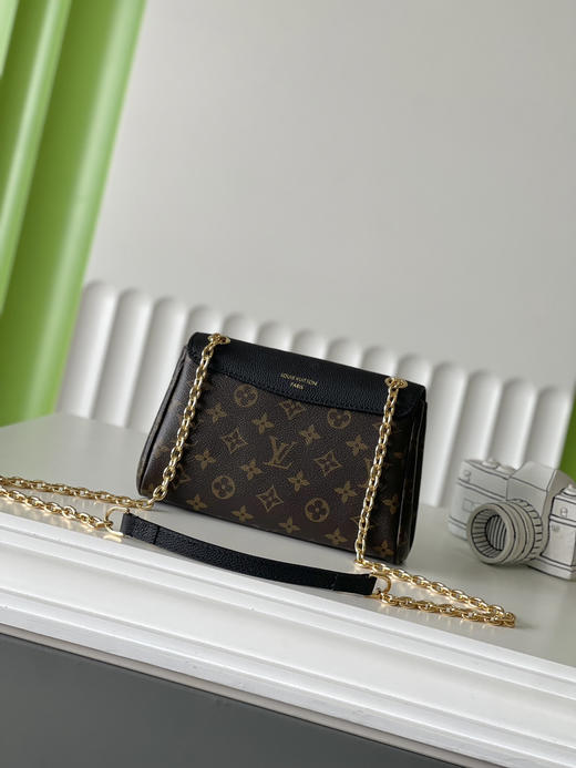 秋冬特惠💰800 原单LV M26398 尺寸：24×17×9cm Saint Germain 老花链条包 变码芯片 商品图2