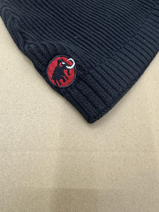 原单正品 Mammut猛犸象SUBLIME BEANIE羊毛抓绒针织帽男女保暖防风羊毛帽子，26年最新款，刺绣logo图案设计，有弹性 保暖效果好！
两色 商品图3