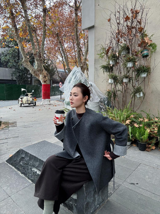 【灰的AB面】噢蜜ooomeooo双色手工10羊绒大衣 商品图7