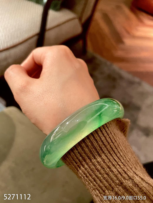 飘翠手镯【5271112】圈口55.0～具体价格微信咨询 商品图2