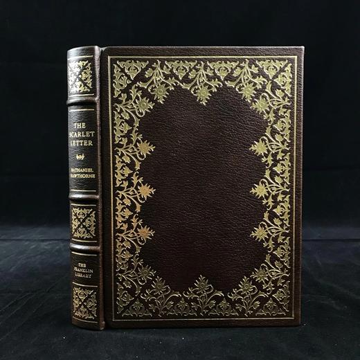 限量版！含藏书票 纳撒尼尔・霍桑《红字》 配插图 富兰克林图书馆豪华皮装本 商品图0