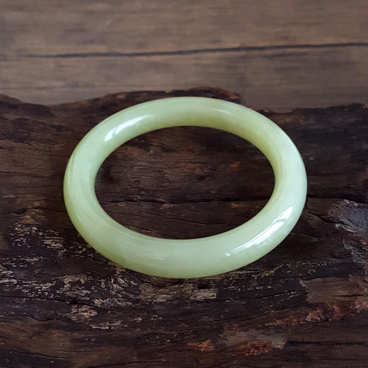 【天然正品】天然黄口料细腻圆条58.5号油润度佳和田玉手镯 171225NJS64 商品图3