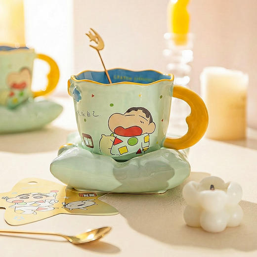 摩登主妇【蜡笔小新】陶瓷马克杯乔迁生日礼物家用水杯咖啡杯子 商品图2