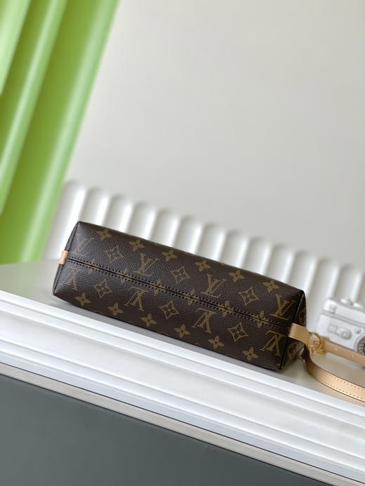 秋冬特惠💰750 原单LV M27825 尺寸：30×26×10cm MULTIPASS 老花链条包 变码芯片 商品图3