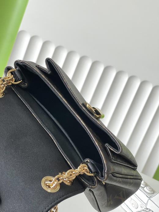 秋冬特惠💰800 原单LV M26398 尺寸：24×17×9cm Saint Germain 老花链条包 变码芯片 商品图7