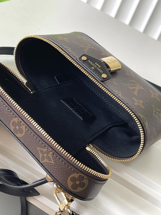 秋冬特惠💰720 原单LV M47125 尺寸：19×11.5×6.5cm VANITY CHAIN POUCH 化妆包 变码芯片 商品图7