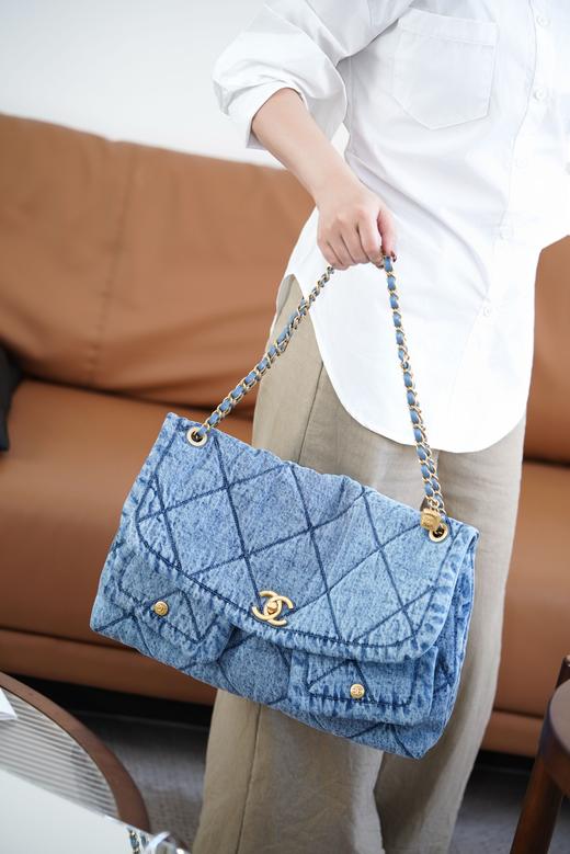 香奈儿 25K 双口袋牛仔hobo 浅蓝 大号 （LZ） 商品图6