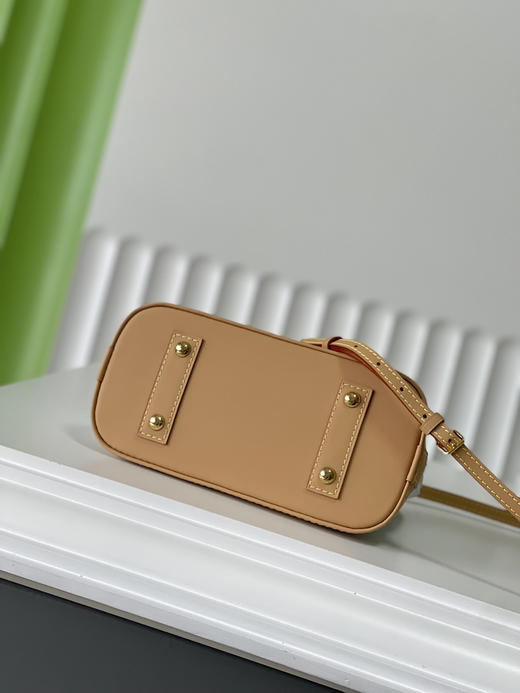 秋冬特惠💰820 原单LV M27526 尺寸：23.5×17.5×11.5cm ALMA BB 彩色贝壳包 变码芯片 商品图3