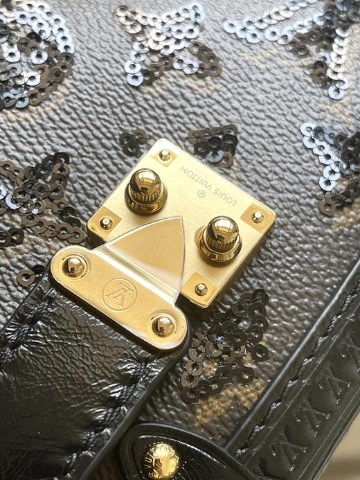 秋冬特惠💰950 原单LV M27036 尺寸：23.5×16×8.5cm SIDE TRUNK 盒子包 变码芯片 商品图4