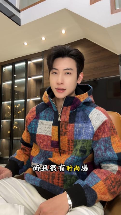 WY1517SDSA秋冬新款痞帅男装时尚撞色格子设计半拉链立领连帽卫衣高级感 商品图0